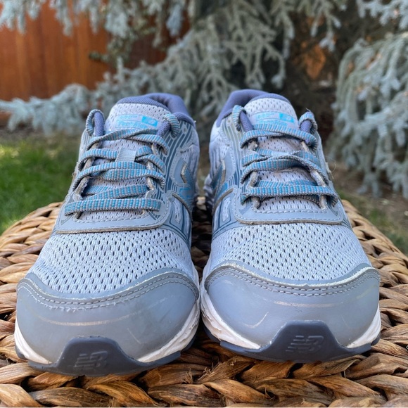 New Balance 680 V5 Running Shoes Sneakers Youth size 5 fit Women US size 7 - Picture 2 of 10